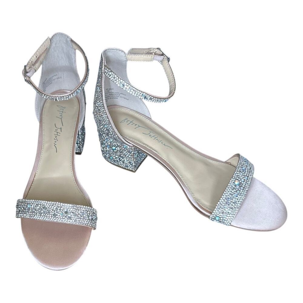 Blue by Betsey Johnson 7.5 Low Block Heeled Rhinestone Sandal, round open toe​